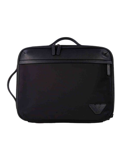 Shop EMPORIO ARMANI  Zaino: Borsa business con spallacci in saffiano rigenerato e nylon riciclato ASV.
Il materiale interno è costituito dal 100% di rigenerato di fibre di cuoio.
Dimensioni: 37 x 29 x 6 cm.
Saffiano rigenerato.
Nylon riciclato.
Maxi aquila.
Doppio manico.
Chiusura zip around.
Spallacci regolabili.
Composizione: 100% Poliuretanica.. Y4P363 Y216J-81073